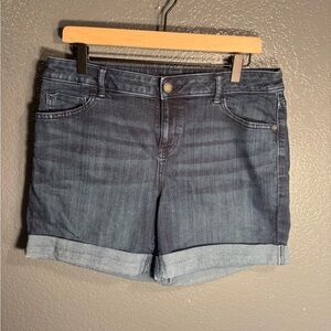 Simply Vera Verawang Women’s Dark Blue Denim Shorts Cuffed Simple Size 12